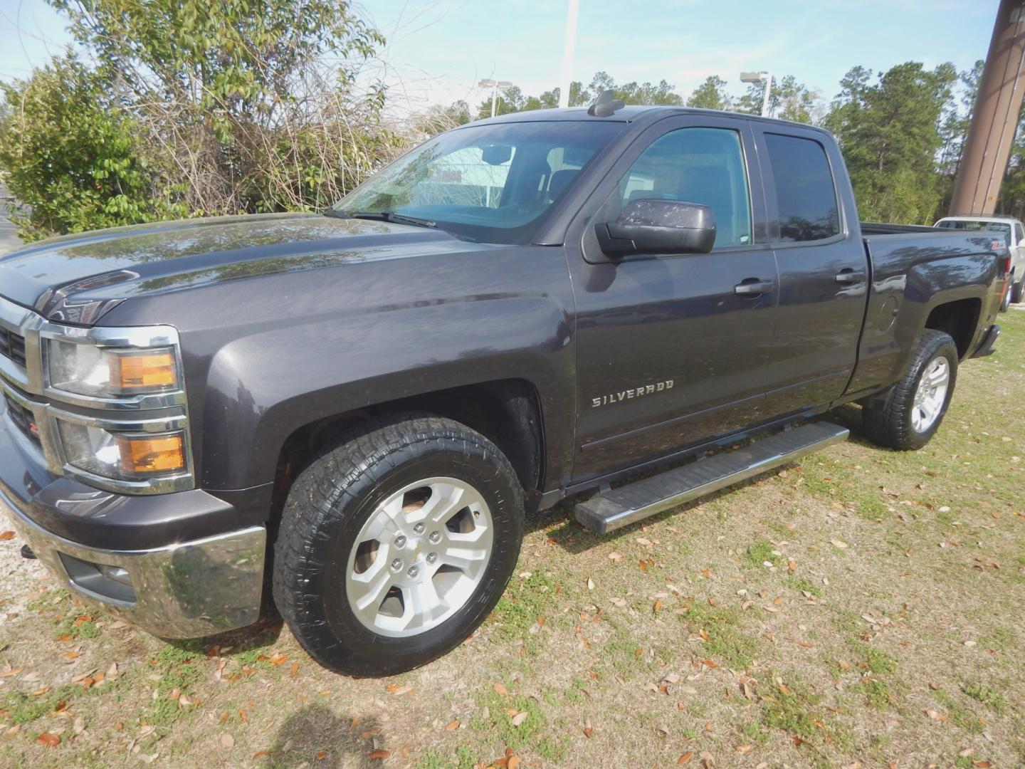 2015 Charcoal Chevrolet Silverado 1500 LT-Z71 (1GCRCREC4FZ) with an 5.3L engine, Automatic transmission, located at 3120 W Tennessee St, Tallahassee, FL, 32304-1002, (850) 575-6702, 30.458841, -84.349648 - Photo#0